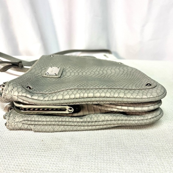Nine West Reptile Crossbody Bag in Light Gray - NWT - Picture 9 of 13
